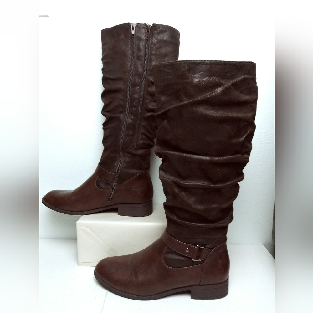 Natural Reflections Reiley Size 8.5M Slouchy Brown Knee High Boots